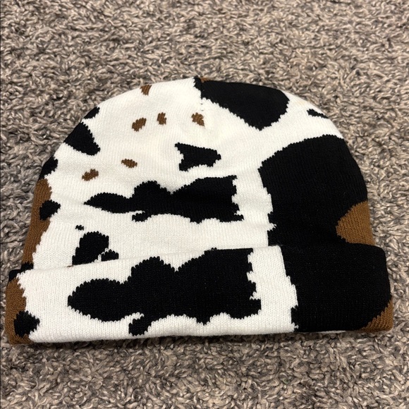 Carhartt Black and White Patterned Beanie. New never used. - Picture 2 of 3